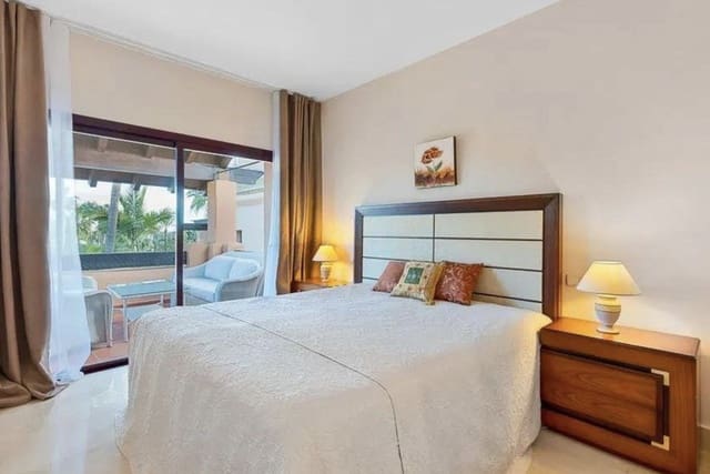 2 slaapkamer Penthouse te koop in San Pedro de Alcantara, Marbella met zwembad garage - € 820.000 (Ref: 9679701)