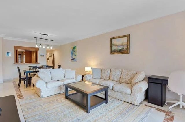 2 slaapkamer Penthouse te koop in San Pedro de Alcantara, Marbella met zwembad garage - € 820.000 (Ref: 9679701)