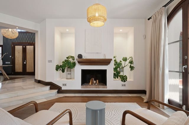 Chalet de 6 habitaciones en Nueva Alcántara, Marbella en venta con piscina garaje - 3.395.000 € (Ref: 9682431)