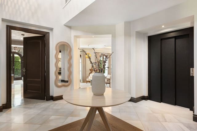 Chalet de 6 habitaciones en Nueva Alcántara, Marbella en venta con piscina garaje - 3.395.000 € (Ref: 9682431)