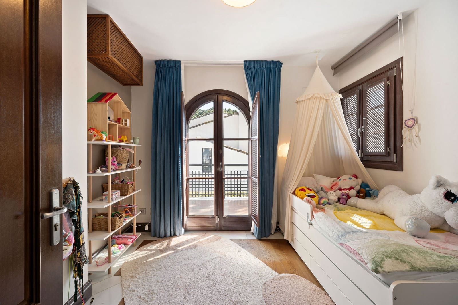 Chalet de 6 habitaciones en San Pedro de Alcantara en venta con piscina garaje - 3.395.000 € (Ref: 9682431)