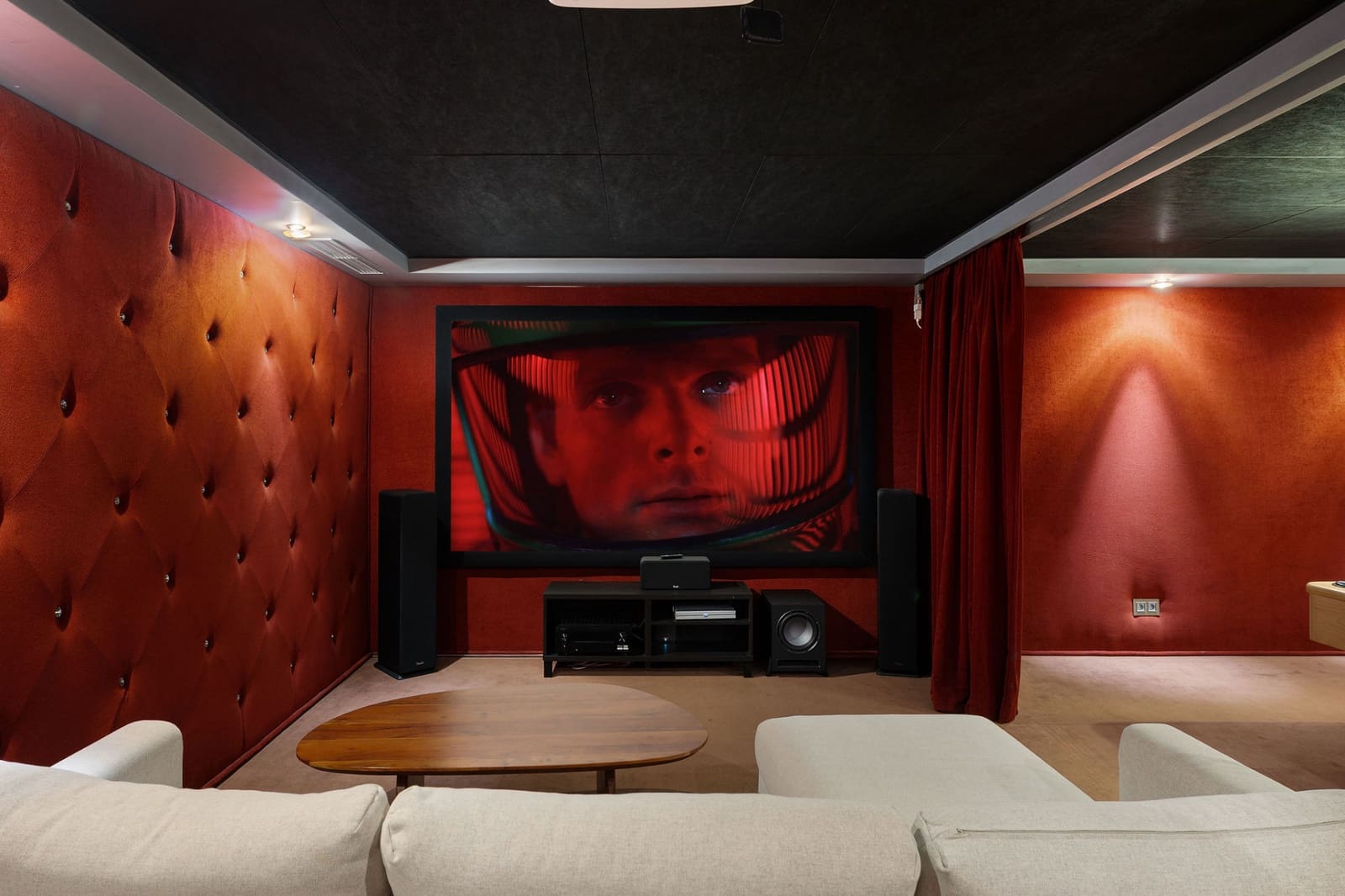 Chalet de 6 habitaciones en San Pedro de Alcantara en venta con piscina garaje - 3.395.000 € (Ref: 9682431)