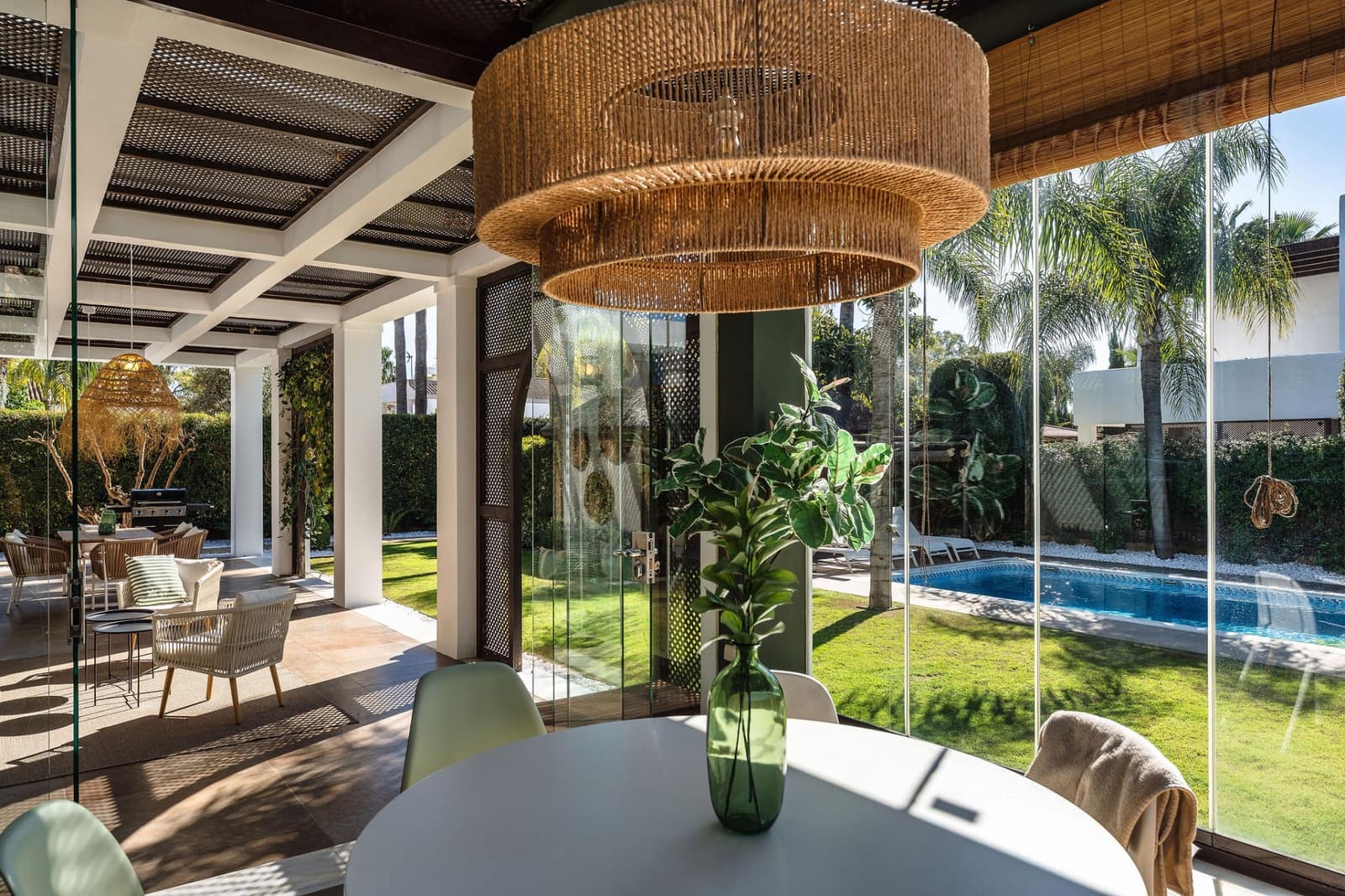 Chalet de 6 habitaciones en San Pedro de Alcantara en venta con piscina garaje - 3.395.000 € (Ref: 9682431)