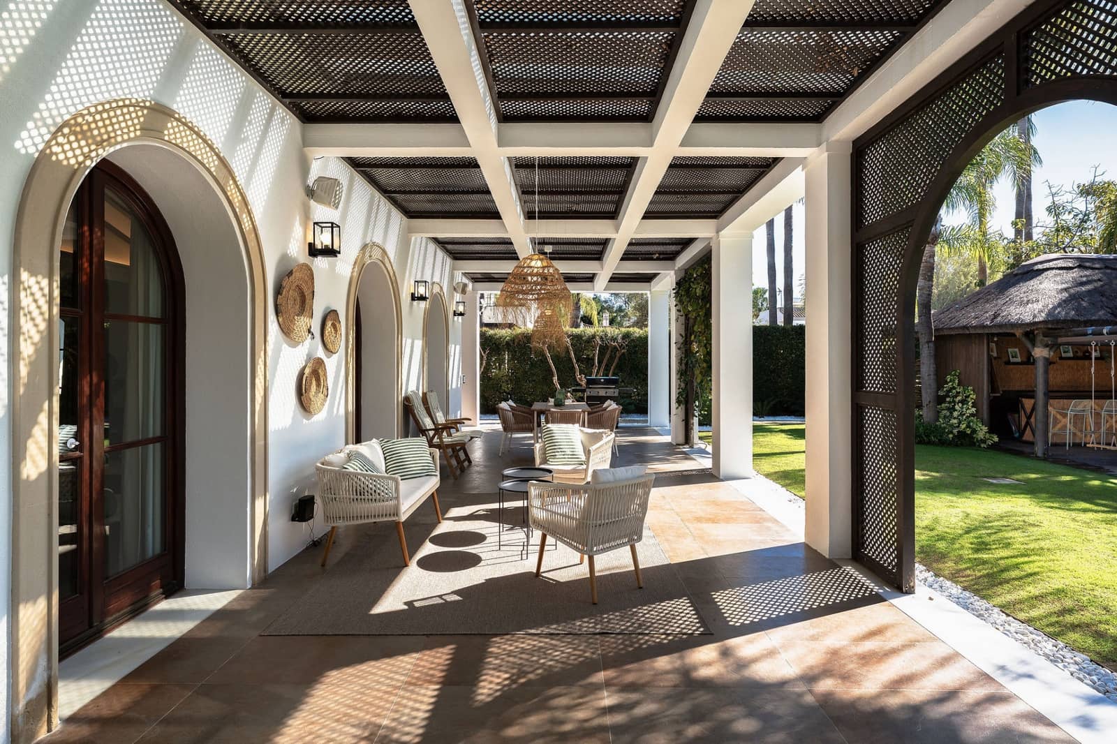 Chalet de 6 habitaciones en San Pedro de Alcantara en venta con piscina garaje - 3.395.000 € (Ref: 9682431)