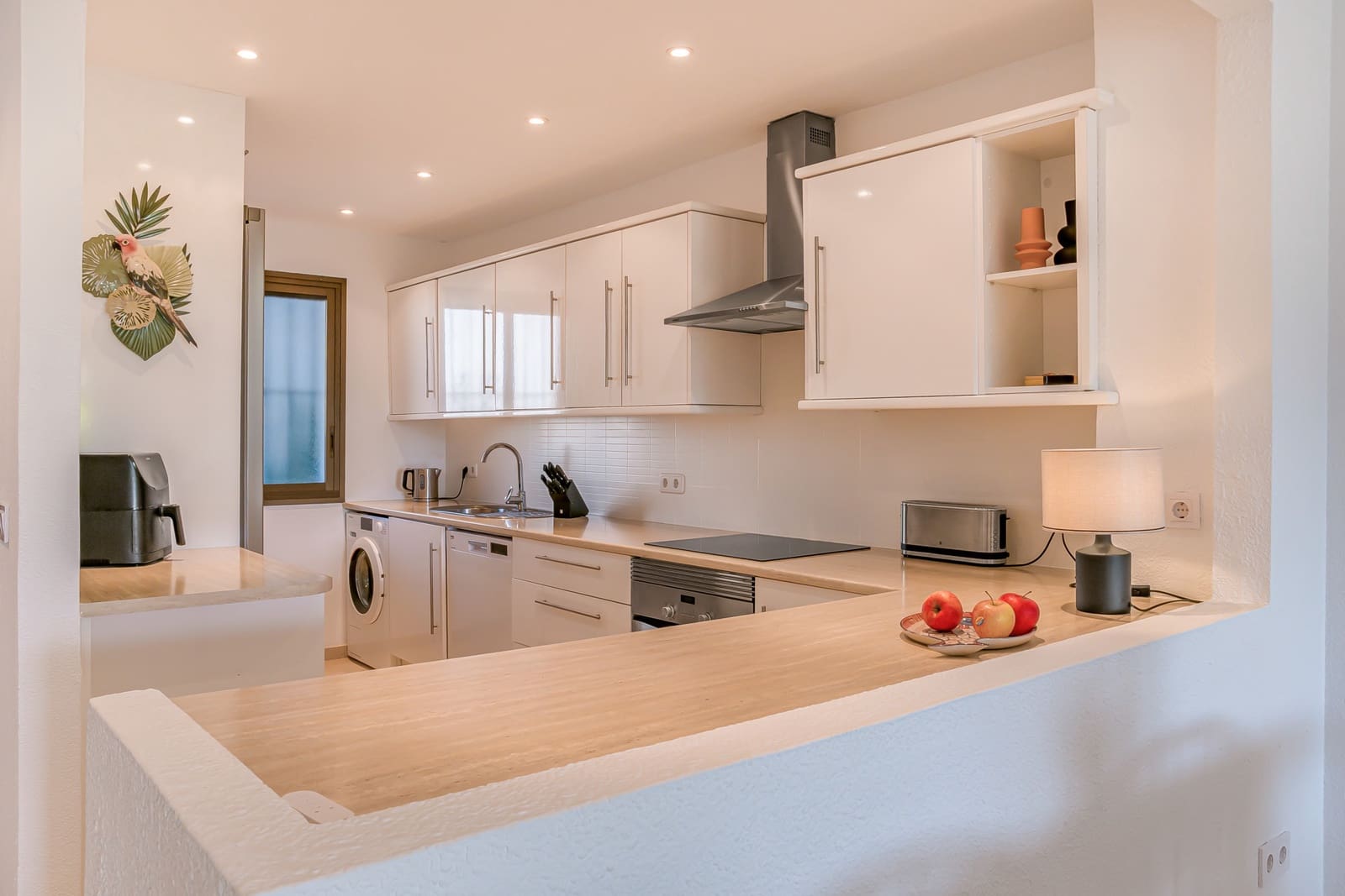 Apartamento de 2 habitaciones en Marbella en venta con piscina garaje - 789.000 € (Ref: 9695172)