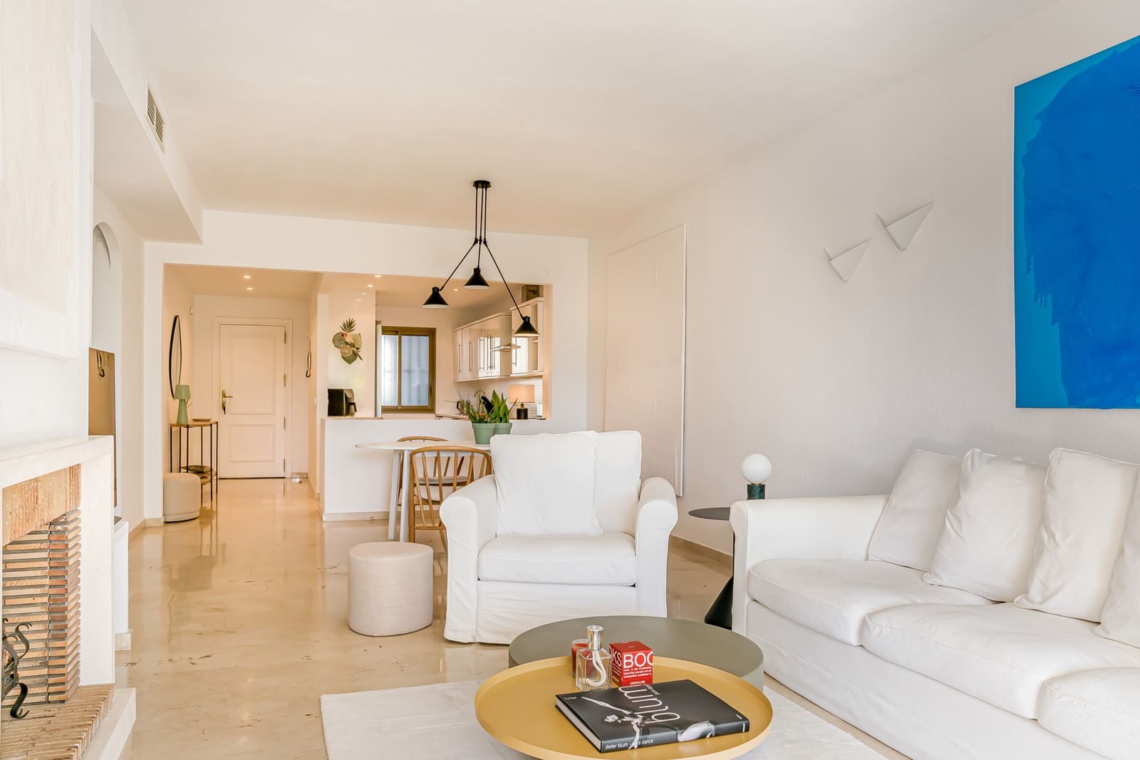Apartamento de 2 habitaciones en Marbella en venta con piscina garaje - 789.000 € (Ref: 9695172)