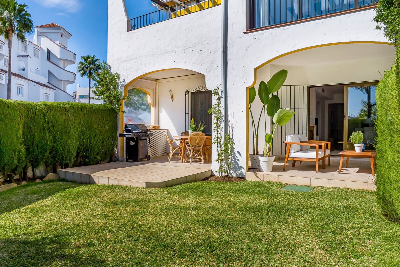 Apartamento de 2 habitaciones en Marbella en venta con piscina garaje - 789.000 € (Ref: 9695172)