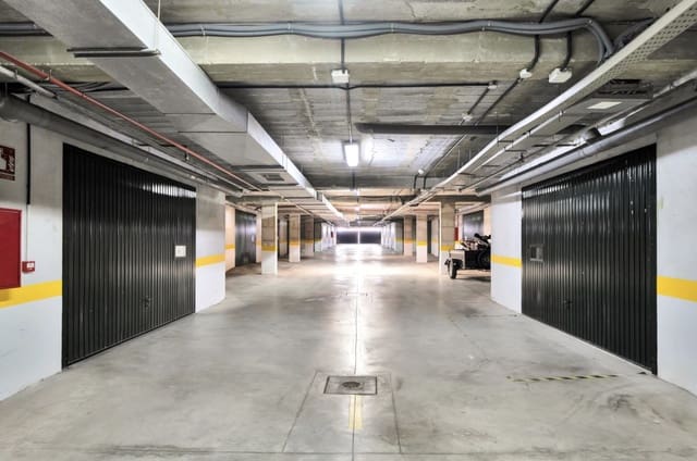 5 slaapkamer Huis te koop in San Pedro de Alcantara, Marbella met zwembad garage - € 1.100.000 (Ref: 9695173)