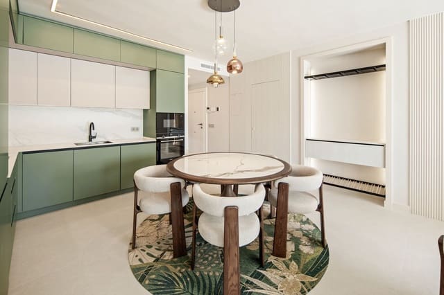 3 chambre Appartement à vendre à Nueva Andalucia, Marbella avec piscine garage - 1 190 000 € (Ref: 9698722)