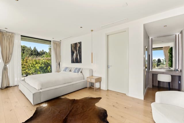 5 makuuhuone Huvila myytävänä paikassa Marbella - 3 750 000 € (Ref: 9711850)