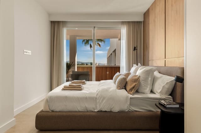 2 quarto Apartamento para venda em Nueva Andalucia, Marbella com piscina garagem - 690 000 € (Ref: 9711851)