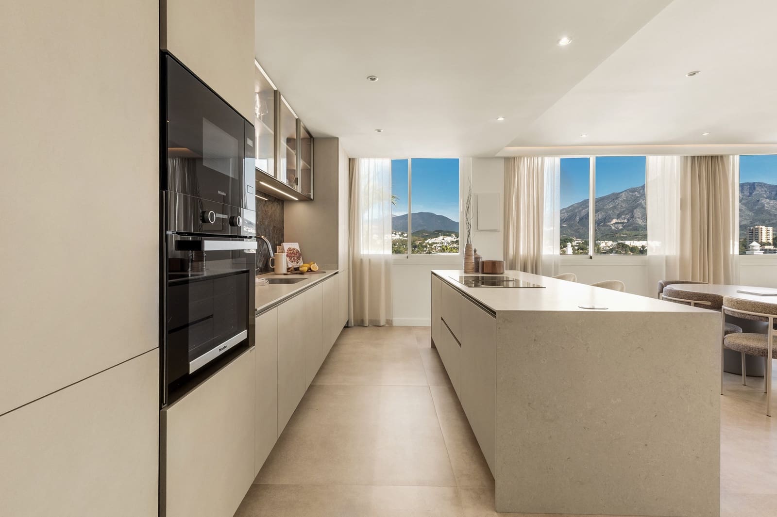 2 bedroom Apartment for sale in Nueva Andalucia with pool garage - € 690,000 (Ref: 9711851)