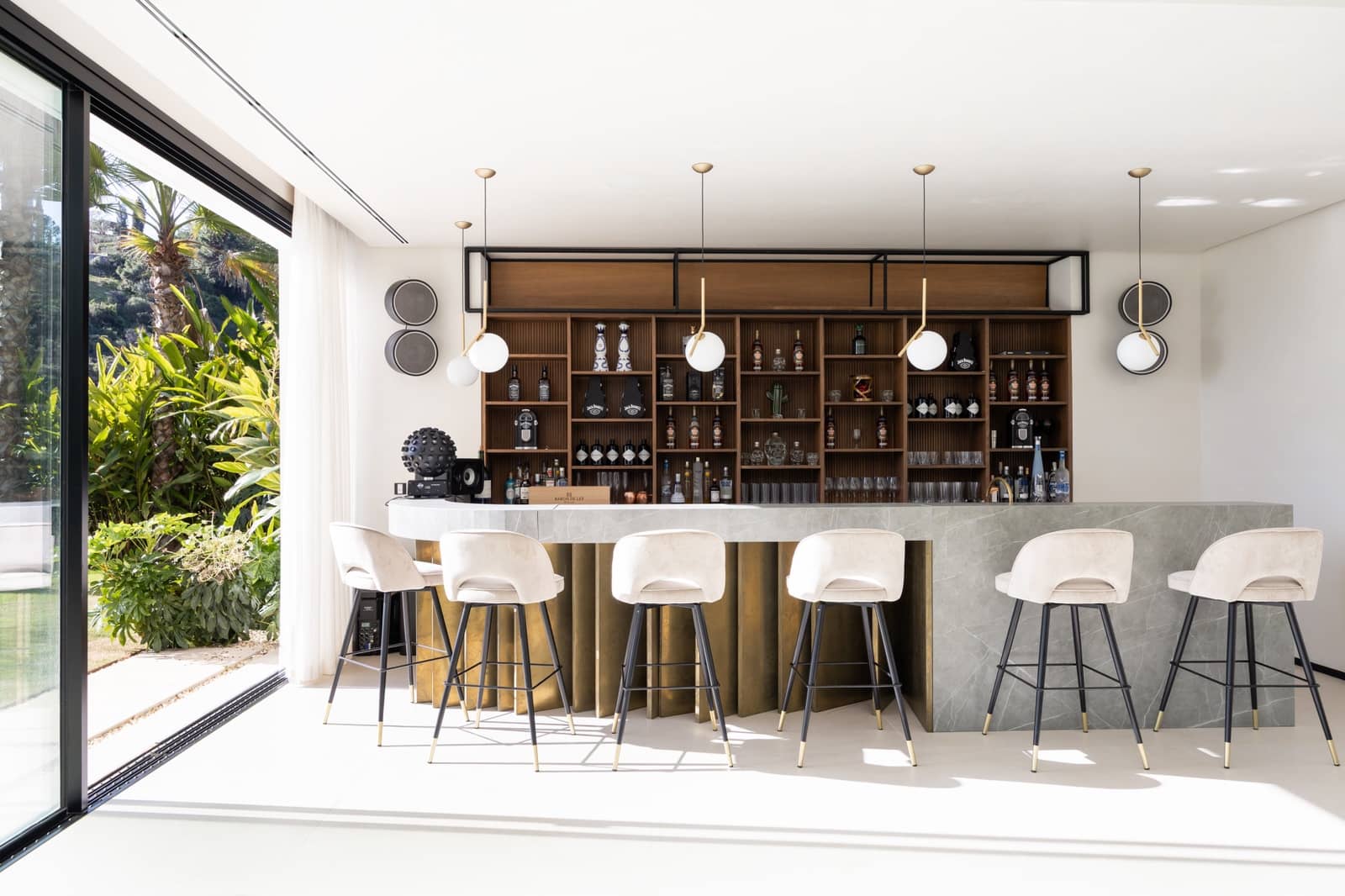 7 soveværelse Villa til salg i El Madronal med swimmingpool garage - € 11.500.000 (Ref: 9711852)