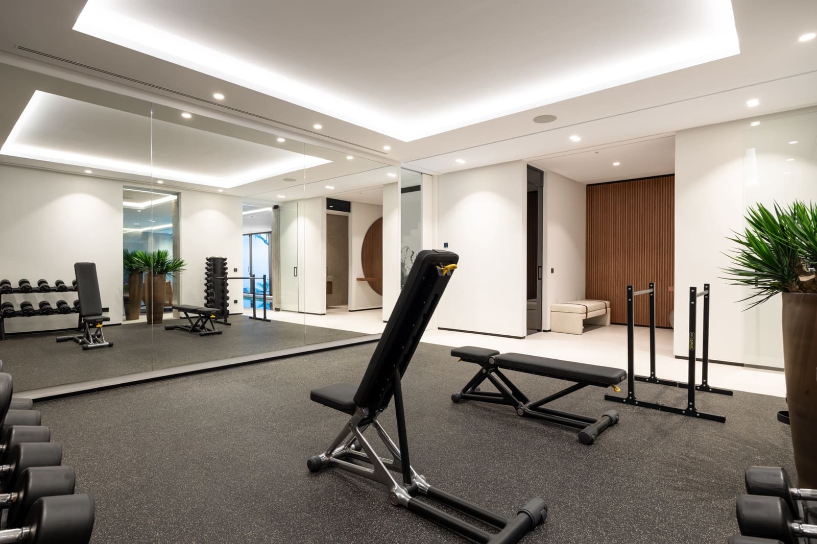 7 soveværelse Villa til salg i El Madronal med swimmingpool garage - € 11.500.000 (Ref: 9711852)