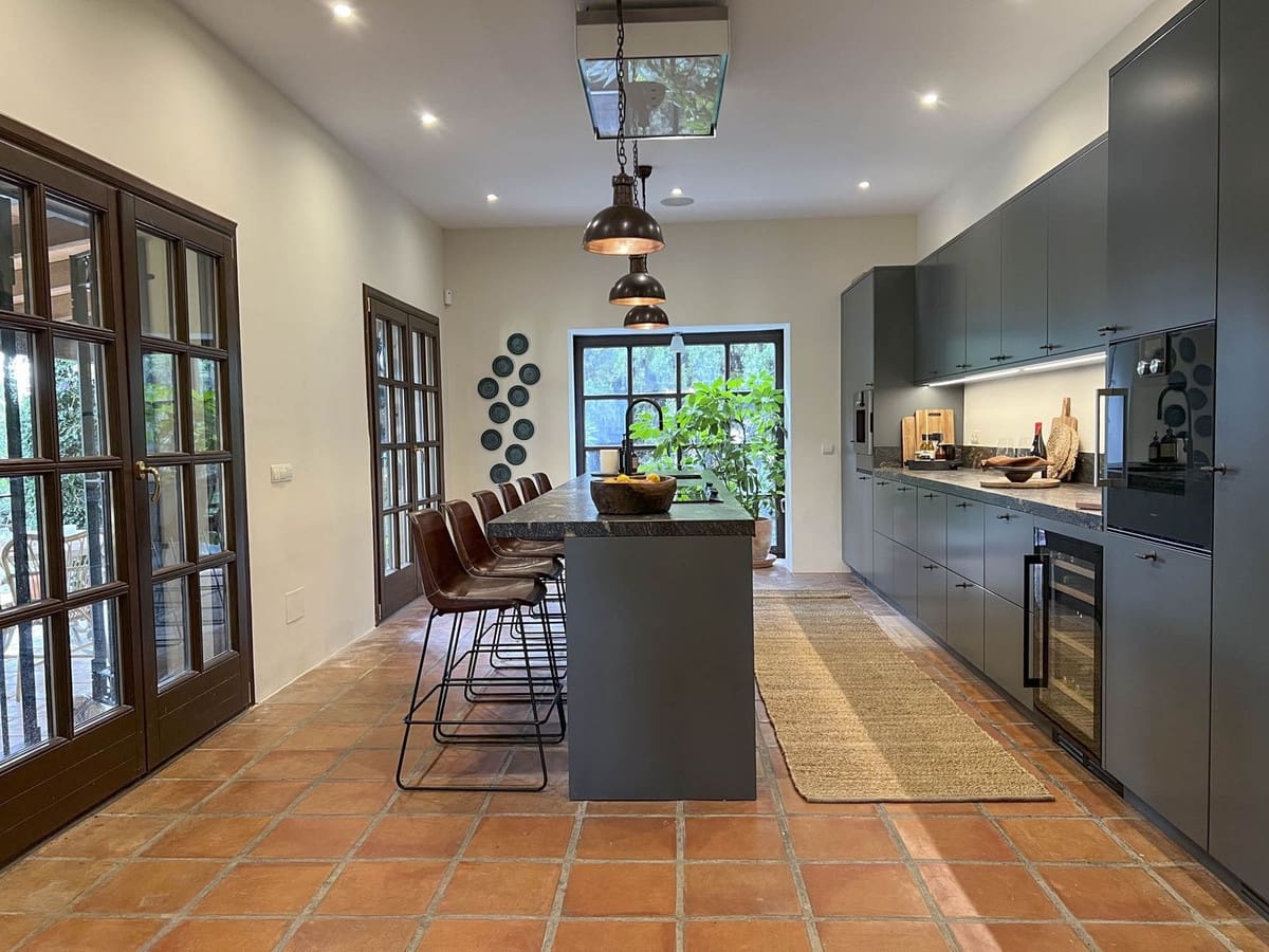 5 camera da letto Villa in vendita in San Pedro de Alcantara con piscina garage - 3.250.000 € (Rif: 9711853)