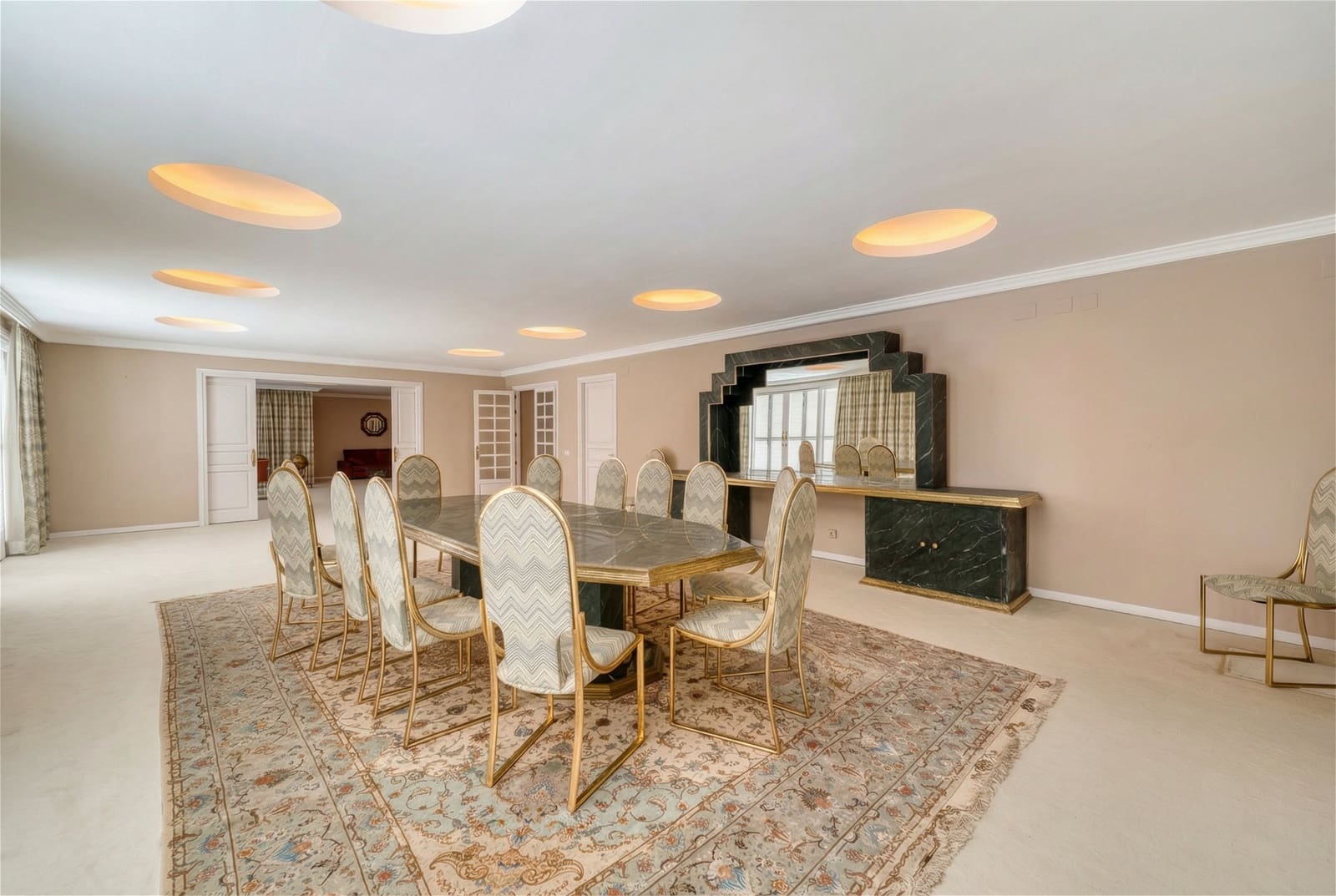 10 soveværelse Villa til salg i Marbella med swimmingpool garage - € 12.000.000 (Ref: 9714747)