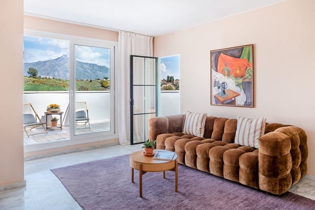 Ático de 2 habitaciones en Rodeo Alto - Guadaiza - La Campana, Marbella en venta con piscina garaje - 485.000 € (Ref: 9721501)