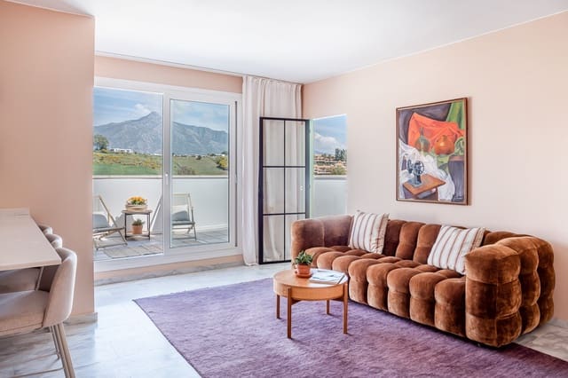 Ático de 2 habitaciones en Rodeo Alto - Guadaiza - La Campana, Marbella en venta con piscina garaje - 485.000 € (Ref: 9721501)