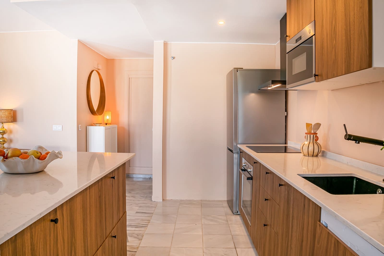 2 soverom Penthouse til salgs i Marbella med svømmebasseng garasje - € 450 000 (Ref: 9721501)