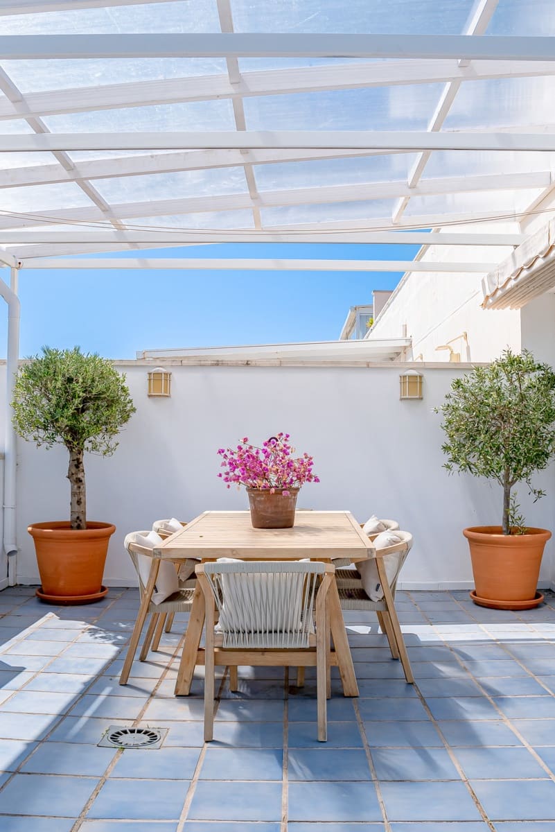 2 soverom Penthouse til salgs i Marbella med svømmebasseng garasje - € 450 000 (Ref: 9721501)