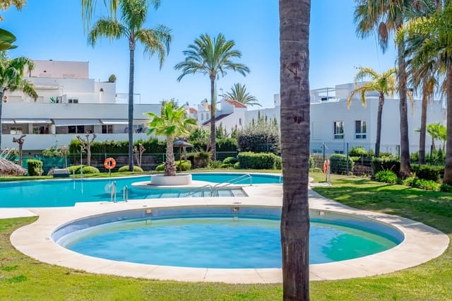 Ático de 2 habitaciones en Rodeo Alto - Guadaiza - La Campana, Marbella en venta con piscina garaje - 450.000 € (Ref: 9721501)