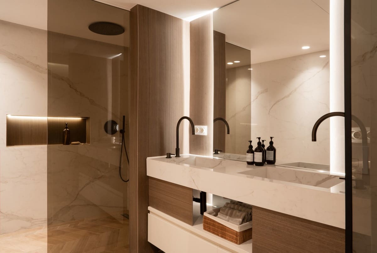 3 quarto Penthouse para venda em Nueva Andalucia com piscina garagem - 2 695 000 € (Ref: 9721503)