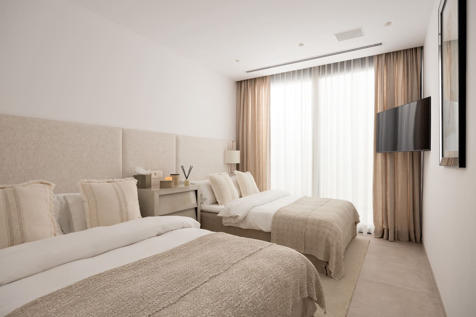 4 chambre Villa/Maison à vendre à Nueva Andalucia avec piscine garage - 4 295 000 € (Ref: 9721504)