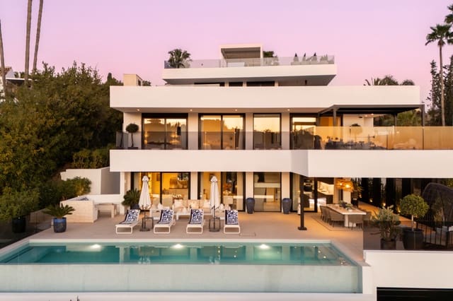 4 Zimmer Villa zu verkaufen in Nueva Andalucia, Marbella mit Pool Garage - 4.295.000 € (Ref: 9721504)