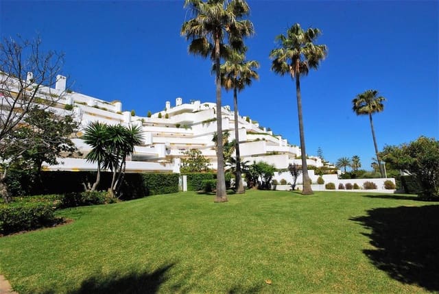 2 sypialnia Apartament na sprzedaż w Guadalmina Baja, Marbella z basenem garażem - 1 200 000 € (Ref: 9726539)