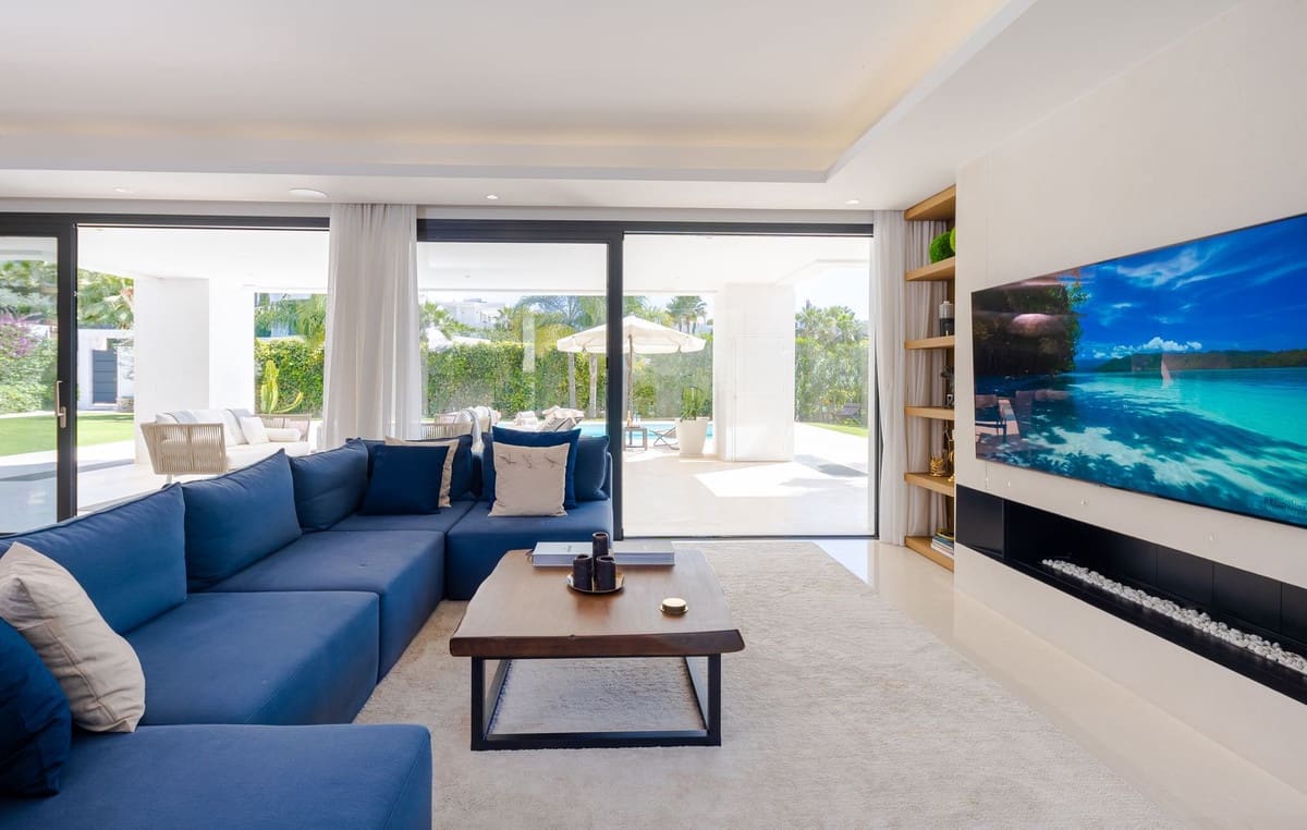 6 chambre Villa/Maison à vendre à Nueva Andalucia avec piscine garage - 4 500 000 € (Ref: 9726543)