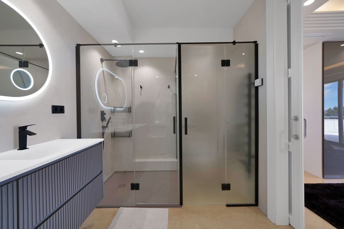 3 soverom Leilighet til salgs i Marbella med svømmebasseng garasje - € 1 750 000 (Ref: 9726544)