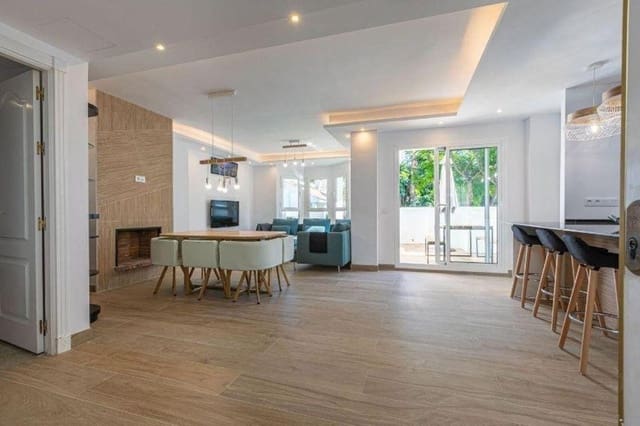 3 makuuhuone Huoneisto myytävänä paikassa Marbella mukana uima-altaan - 599 000 € (Ref: 9726545)