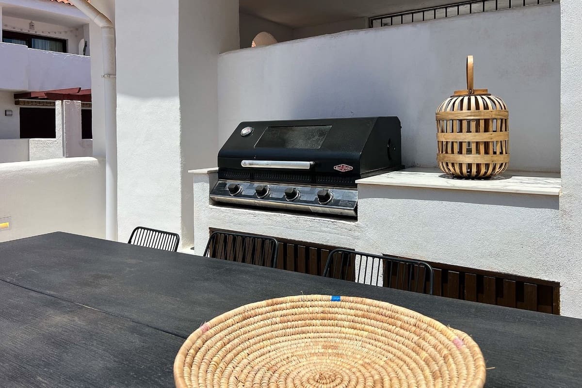 3 soverom Penthouse til salgs i Nueva Andalucia med svømmebasseng garasje - € 695 000 (Ref: 9726546)