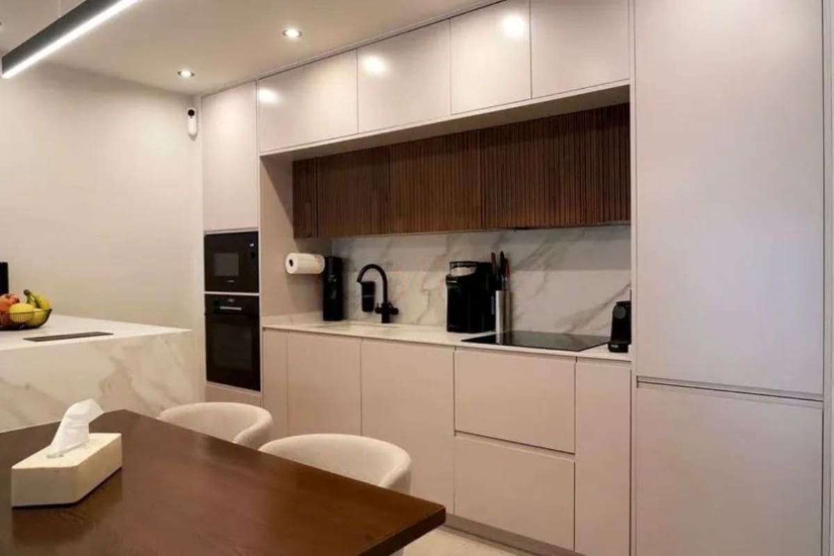 3 Zimmer Apartment zu verkaufen in Marbella mit Pool Garage - 830.000 € (Ref: 9726547)