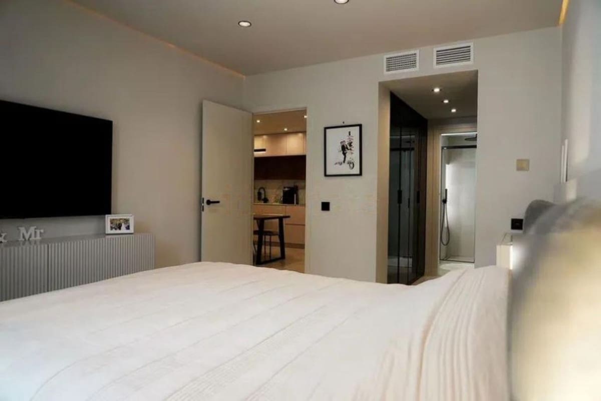 3 Zimmer Apartment zu verkaufen in Marbella mit Pool Garage - 830.000 € (Ref: 9726547)