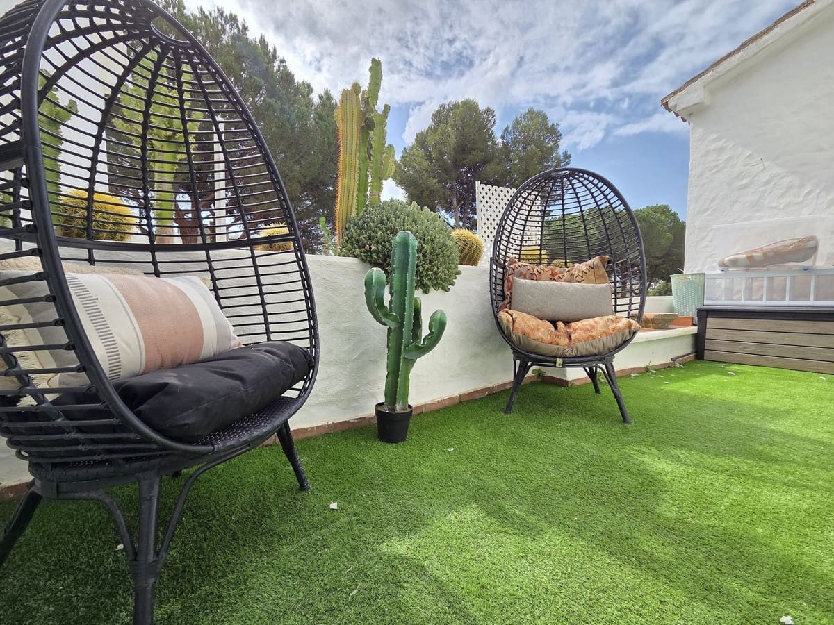 2 Zimmer Haus zu verkaufen in Marbella mit Pool Garage - 570.000 € (Ref: 9726549)