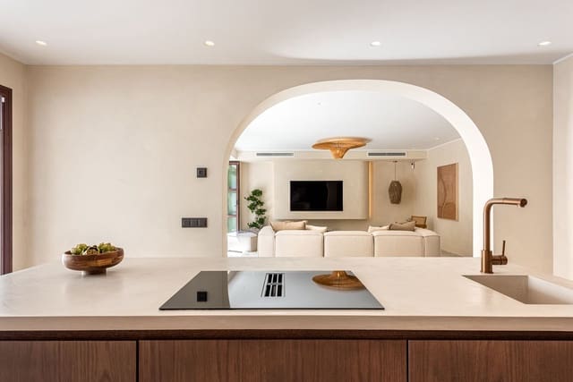 4 camera da letto Casa in vendita in Golden Mile, Marbella con piscina garage - 2.495.000 € (Rif: 9731911)