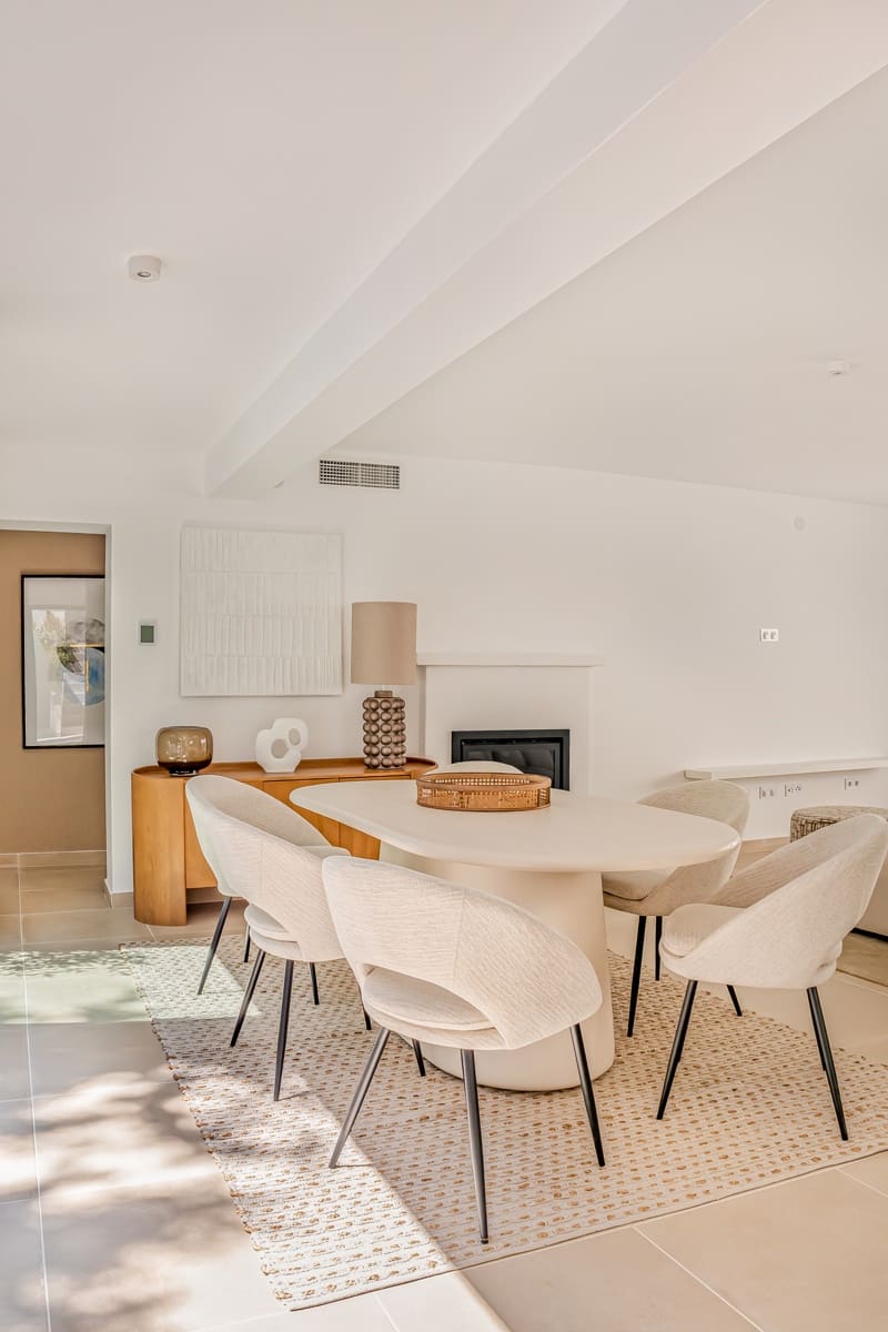 Chalet de 4 habitaciones en Nueva Andalucia en venta con piscina garaje - 1.795.000 € (Ref: 9735393)