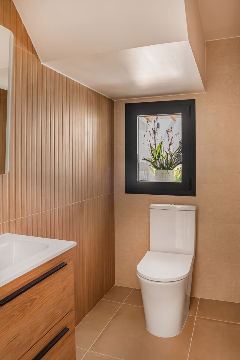 Chalet de 4 habitaciones en Nueva Andalucia en venta con piscina garaje - 1.795.000 € (Ref: 9735393)