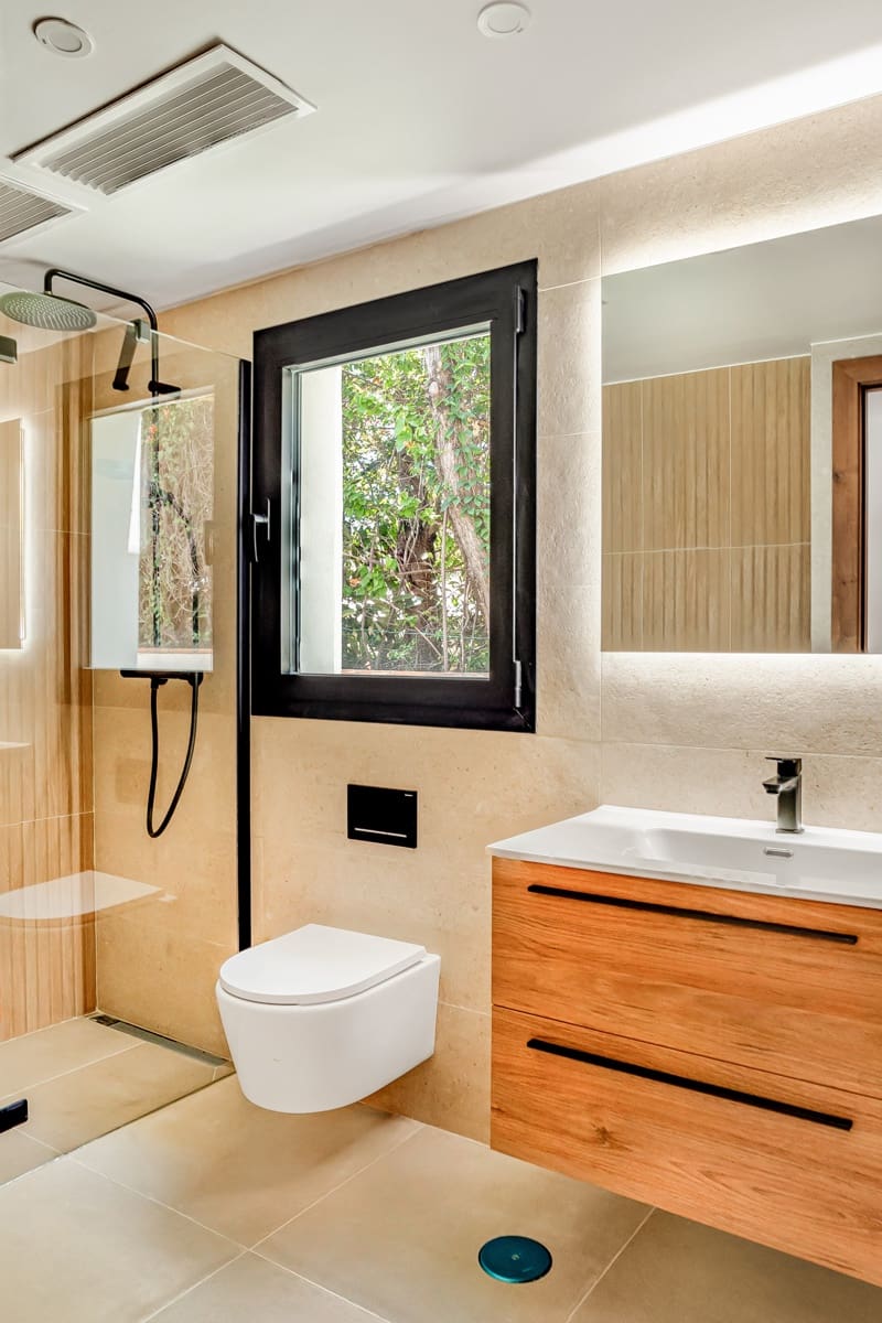 Chalet de 4 habitaciones en Nueva Andalucia en venta con piscina garaje - 1.795.000 € (Ref: 9735393)