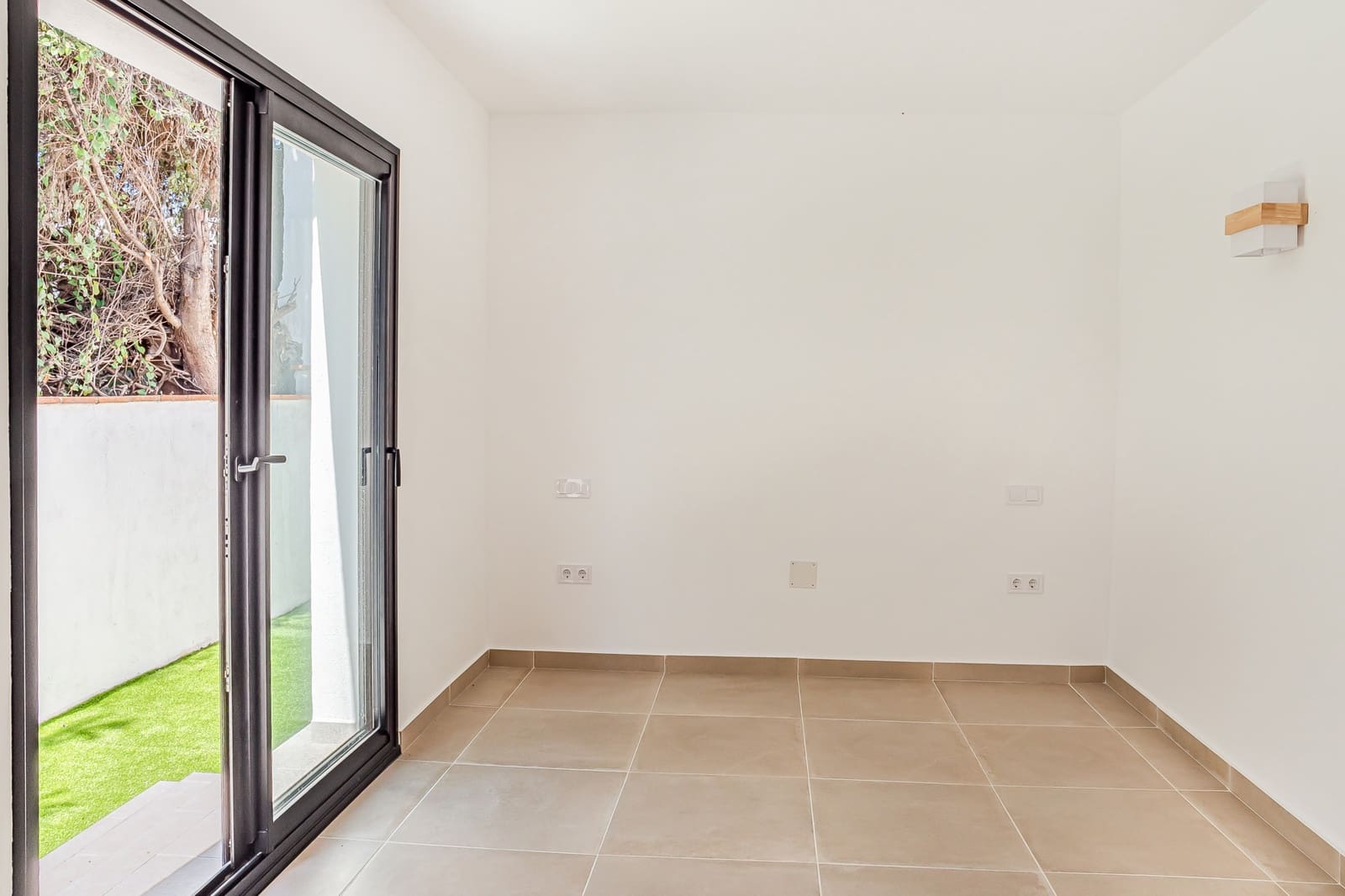 Chalet de 4 habitaciones en Nueva Andalucia en venta con piscina garaje - 1.795.000 € (Ref: 9735393)