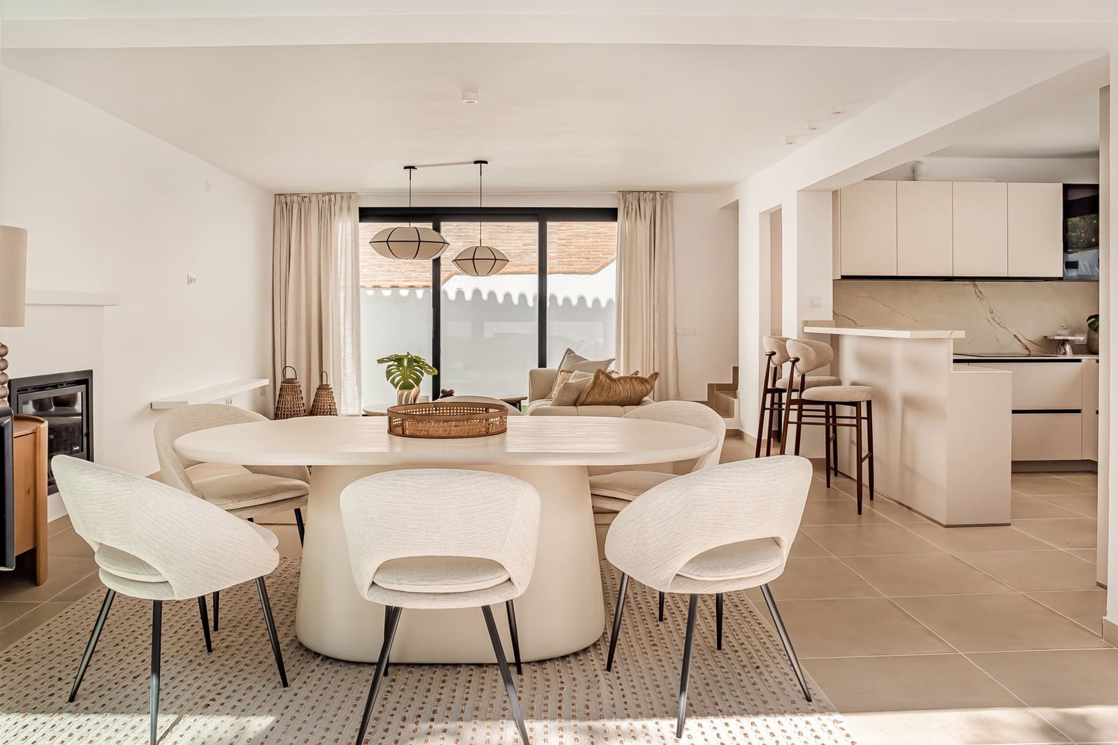 Chalet de 4 habitaciones en Nueva Andalucia en venta con piscina garaje - 1.795.000 € (Ref: 9735393)