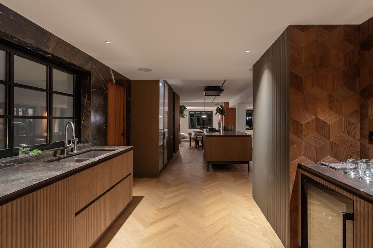 4 bedroom Villa for sale in Nueva Andalucia - € 4,250,000 (Ref: 9735394)