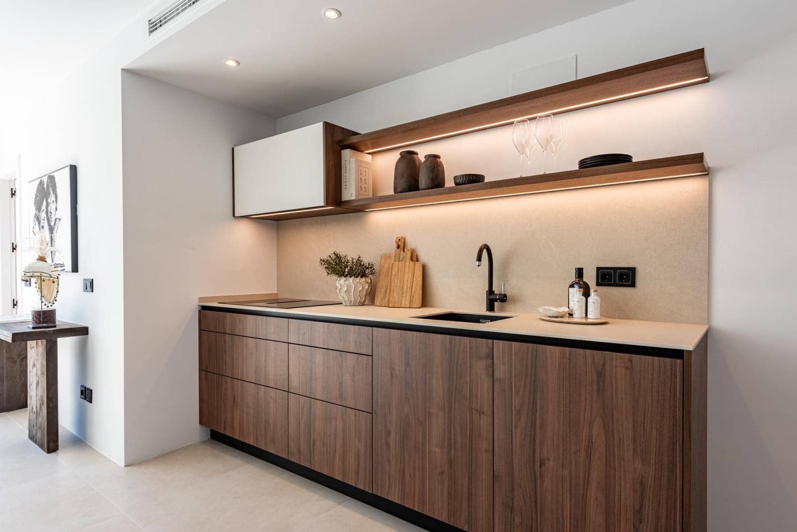 3 sypialnia Apartament na sprzedaż w Benahavis z basenem garażem - 620 000 € (Ref: 9738399)