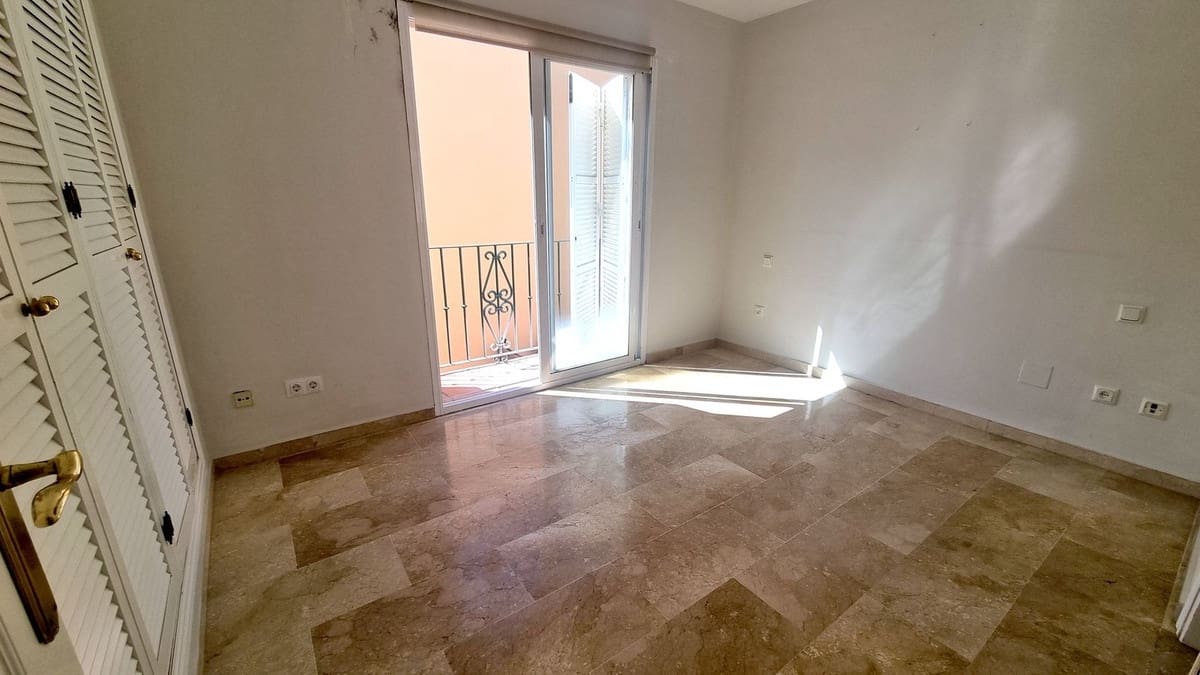 3 Zimmer Haus zu verkaufen in Nueva Andalucia mit Pool Garage - 620.000 € (Ref: 9738404)