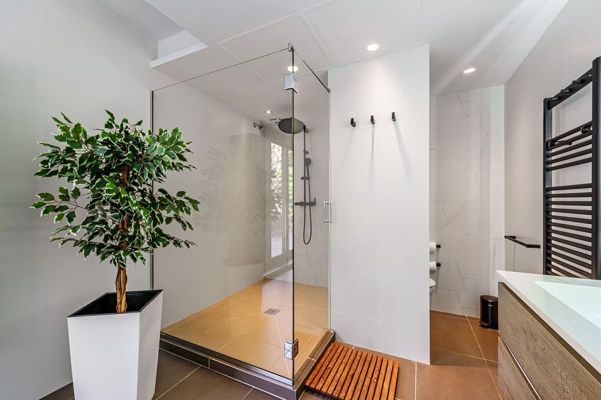 Chalet de 5 habitaciones en Marbella en venta con piscina garaje - 2.490.000 € (Ref: 9738406)