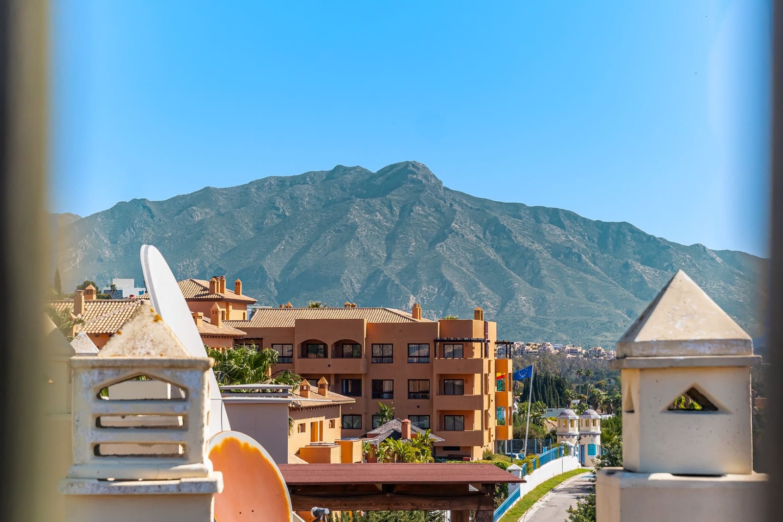 2 camera da letto Attico in vendita in Benahavis con piscina garage - 475.000 € (Rif: 9747753)