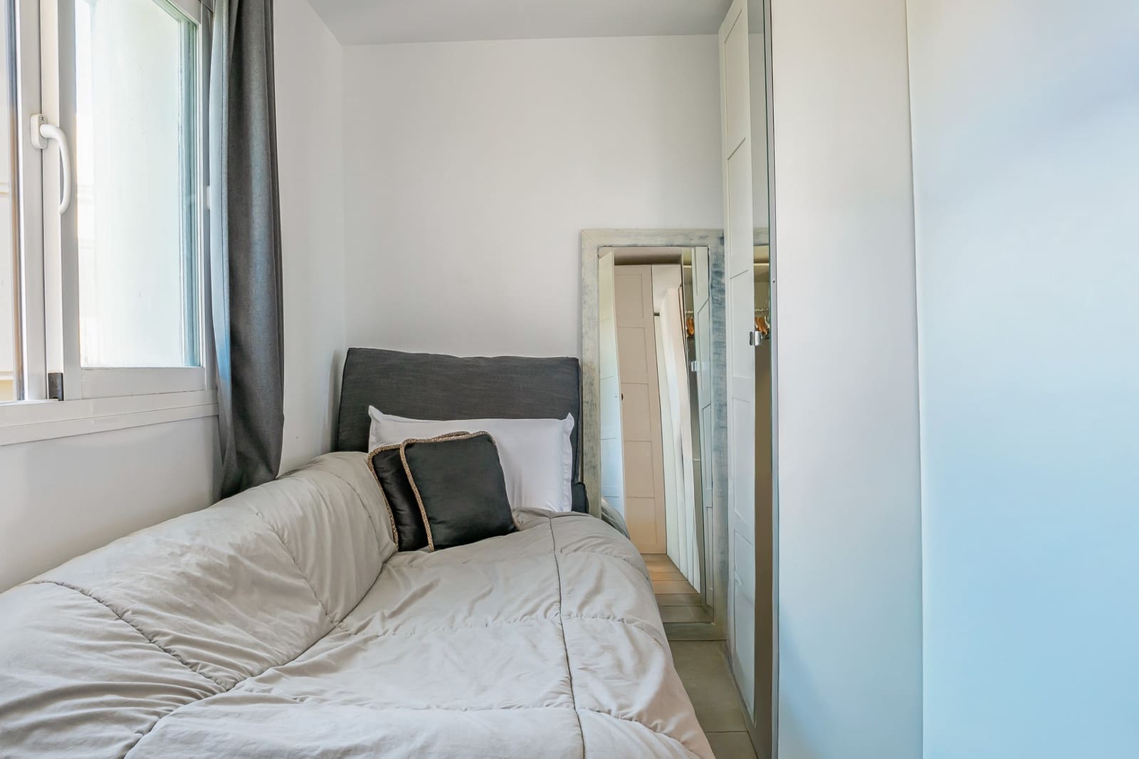 2 soverom Penthouse til salgs i Benahavis med svømmebasseng garasje - € 399 000 (Ref: 9747753)