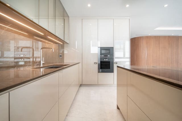 3 makuuhuone Kattohuoneisto myytävänä paikassa Marbella - 6 300 000 € (Ref: 9747754)