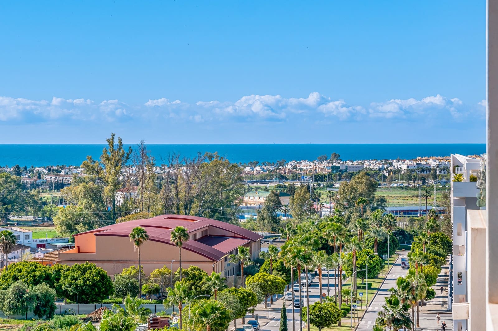 3 sypialnia Apartament na sprzedaż w Marbella z basenem garażem - 430 000 € (Ref: 9747755)